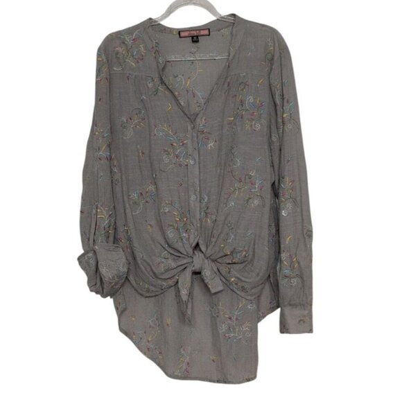 Olive Hill Tops - Olive Hill Embroidered Floral Shirt Womens Size Medium Green Roll Tab Sleeves